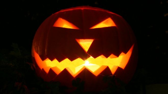 http://www.ncs-tech.org/pub/carve_pumpkin.swf