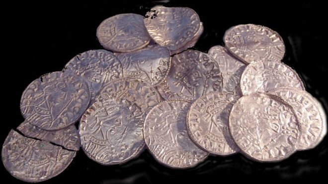 Detectorists Find Huge Chew Valley Norman Coin Hoard Bbc News - 