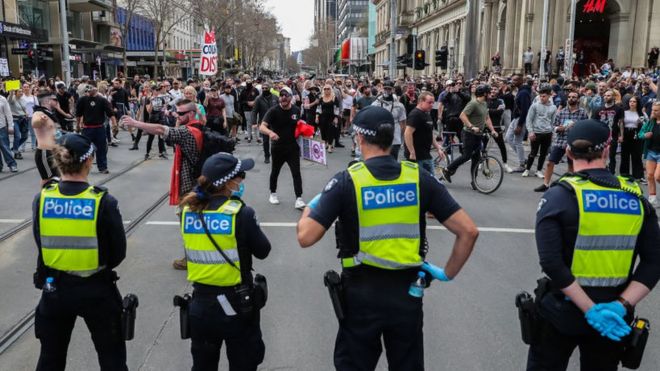 Una protesta por las medidas contra covid en Australia