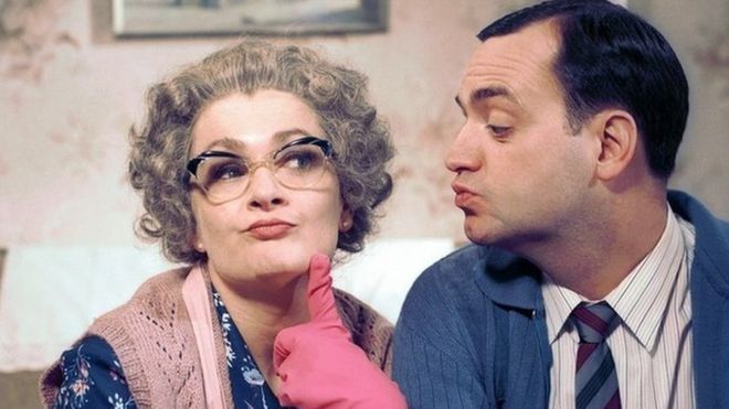 Caroline Aherne & Крейг Кэш