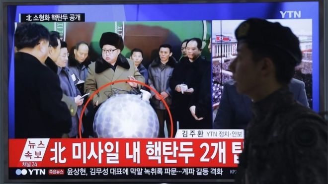 北朝鮮の国営テレビは金第1書記が核装置を視察したとする映像を流した（9日）