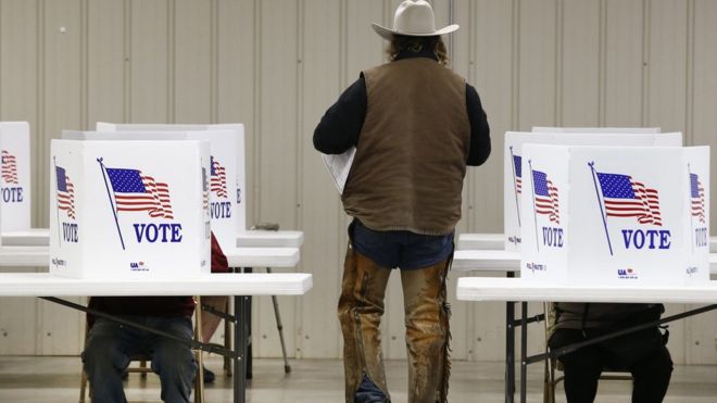 Voto en Cottonwood Falls, Kansas.