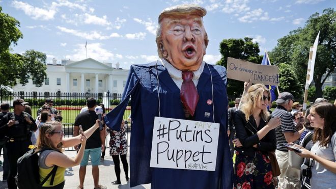 biểu tình phản đối Trump