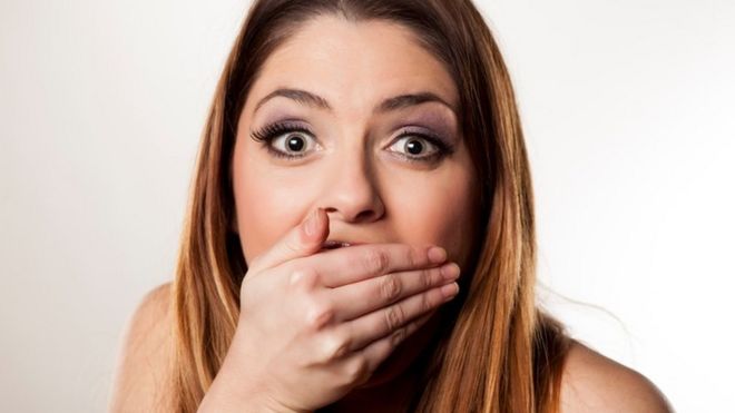 Resultado de imagen para mujer y hombre con cara de asombro
