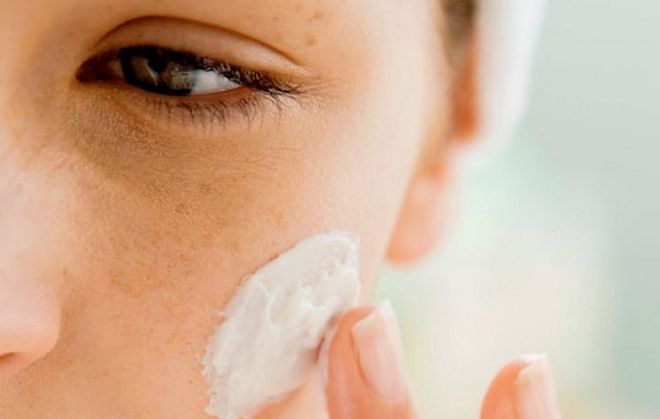 como preparar una crema casera hidratante para piel grasa