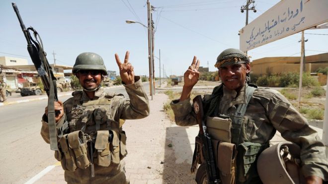 Iraqi soldiers in Falluja on 17 June, 2016