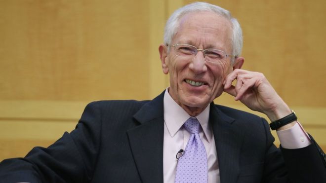 Former Bank of Israel Governor Stanley Fischer participates in an economic forum on 'Policy Responses to Crises' at the International Monetary Fund headquarters November 8, 2013 in Washington, DC.