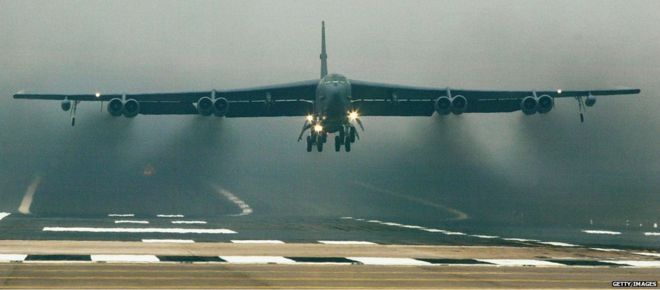 Взлет B-52