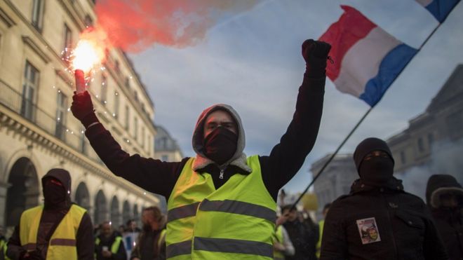 Протесты "желтых жилетов" во Франции начались в ноябре