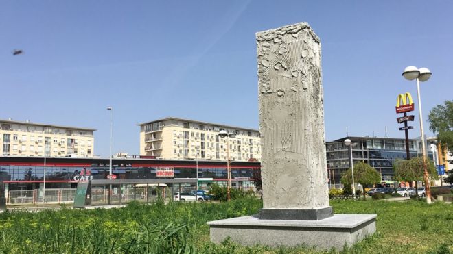 Betonski stub na kome je bila postavljena glava Jurija Gagarina