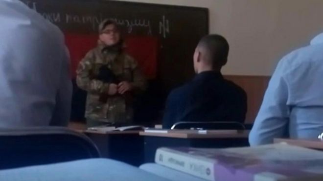Видео "урока русофобии в украинской школе"