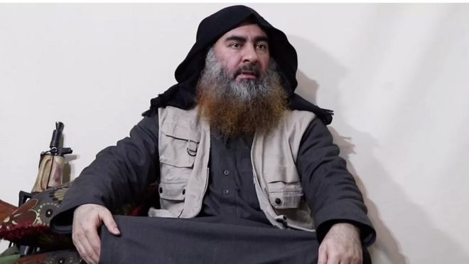 Старший лидер ИБ Абу Бакр Аль-Багдади, недавно появившийся в онлайн-видео