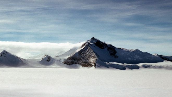 Вчені перерахували висоту гори Надії в Антарктиді, яку Британія вважає своєю територією