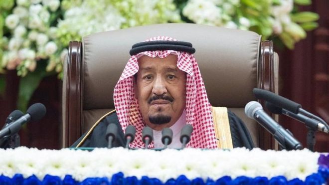 Король Салман выступает перед Советом Шуры в Эр-Рияде, 19 ноября 2018 года