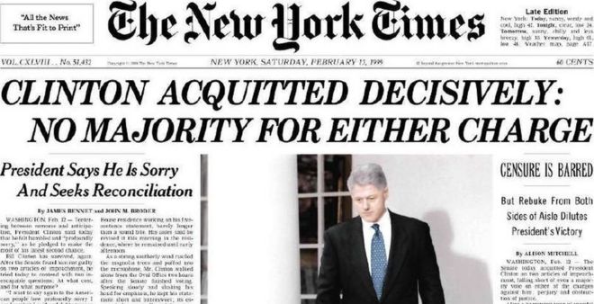 Заголовок New York Times в день, когда президент Клинтон был оправдан в суде по делу об импичменте в Сенате США
