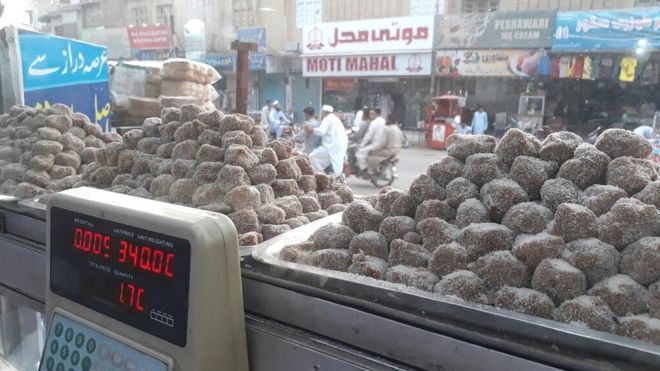 Бадауни педас продается в магазине в Мардане
