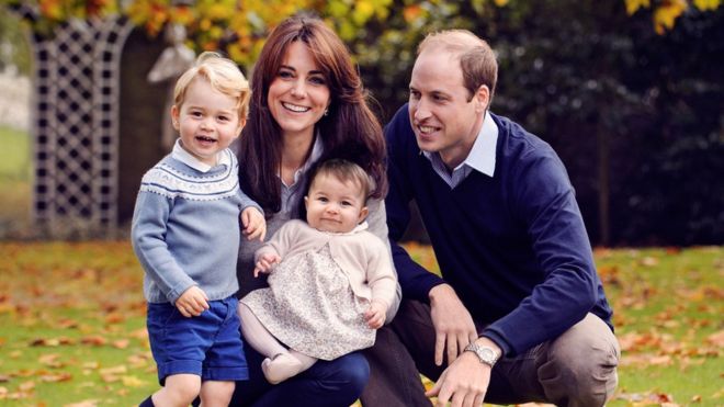 Герцог и герцогиня Кембриджская и их дети Джордж и Шарлотта