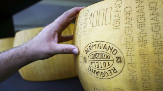 Europa no quiere que se use el nombre de sus quesos en productos elaborados por México.