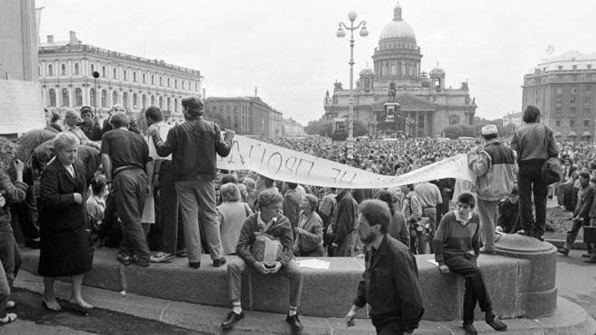 Путч в Ленинграде на Исаакиевской площади
