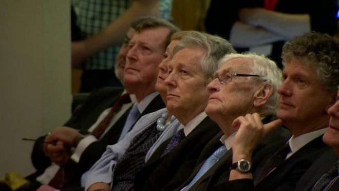 Несколько бывших партийных лидеров были в аудитории в Королевском университете
