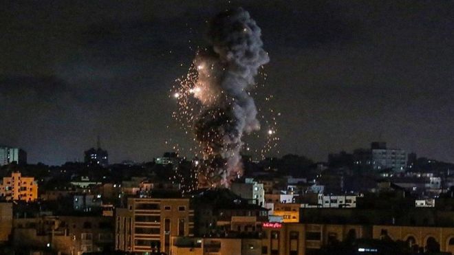 Israeli aircraft carried out dozens more air strikes on Gaza as fighting enters its second week.