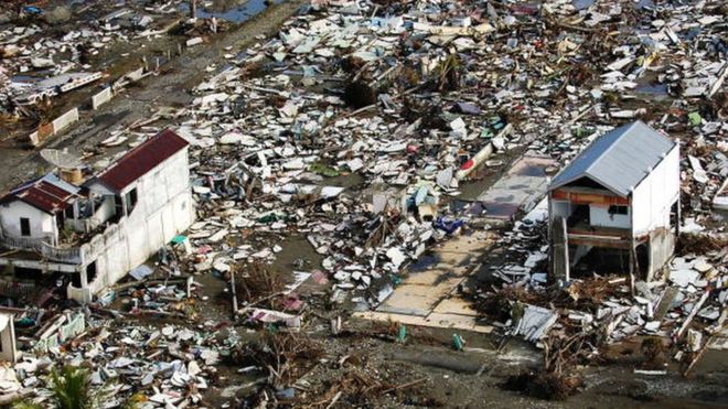 2004 - இல் உலகையே புரட்டிப்போட்ட சுனாமி