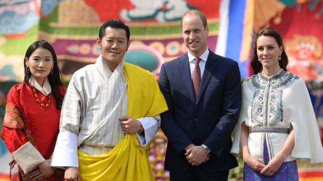 Герцог и герцогиня Кембриджская с королем Бутана Джигме Хесаром Намгьелом Вангчуком и его женой королевой Джецун Пема