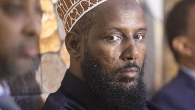 Former al-Shabab leader Mukhtar Robow attends a news conference in Baidoa, Somalia November 4, 2018