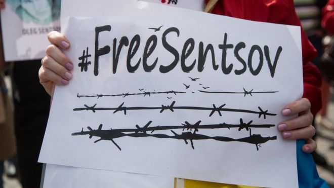 Акції з вимогами звільнити Сенцова та інших українців, яких утримують у Росії, постійно проводять в Україні і за її кордоном