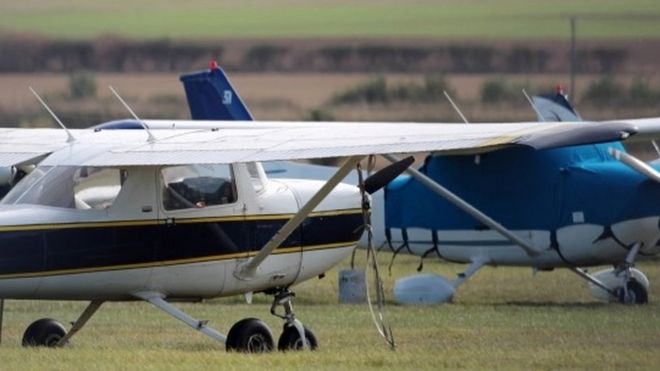 Легкий самолет Cessna