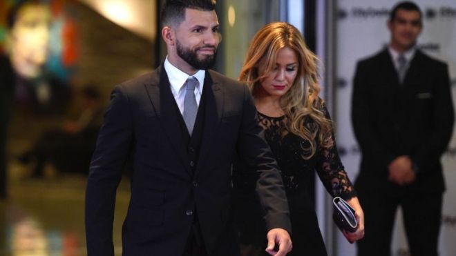 அர்ஜென்டினாவை சேர்ந்த செர்ஜியொ அகுயிரோவும் காதலியும்