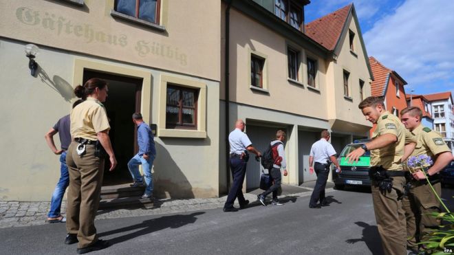Эвакуация общежития мигрантов в Баварии, 27 июля 15