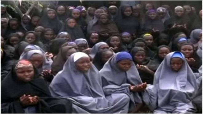 Picha ya baadhi ya wasichana wa Chibok waliotekwa nyara muda mfupi mwezi Mei 2014