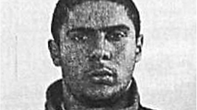 На снимке из файла, выпущенном 1 июня 2014 года, изображена Мехди Неммуш, 29-летний подозреваемый вооруженный человек, который застрелил четырех человек в Еврейском музее в Брюсселе 15 августа 2005 года