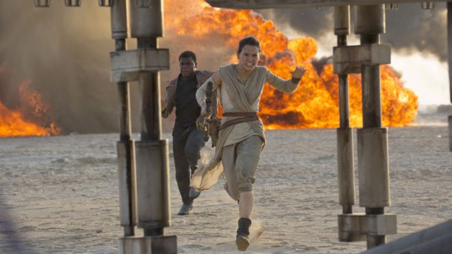 John Boyega and Daisy Ridley in Star Wars: The Force Awakens