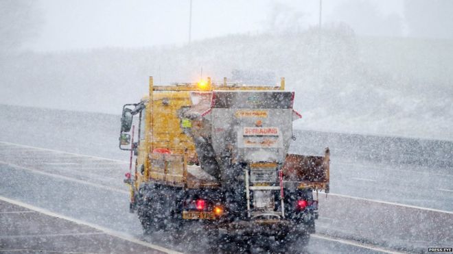 Gritter соления автомагистрали М1