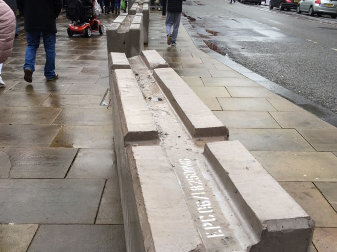 Блоки бетонные охранные в Шеффилде