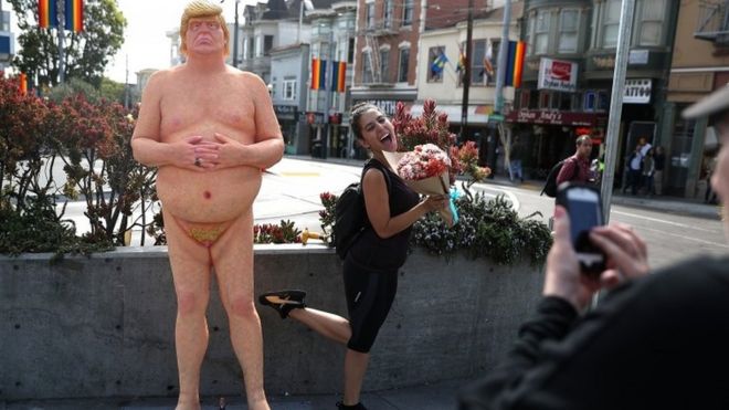 Donald Trump heykelleri
