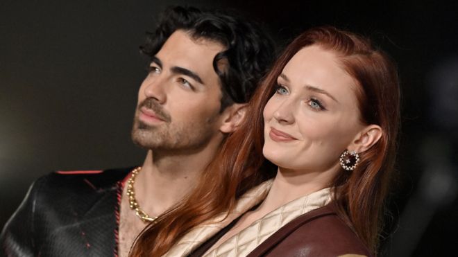 Sophie Turner and Joe Jonas agree to temporarily keep children in New York, Ents & Arts News
