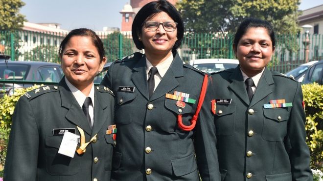 सेना में महिलाएं