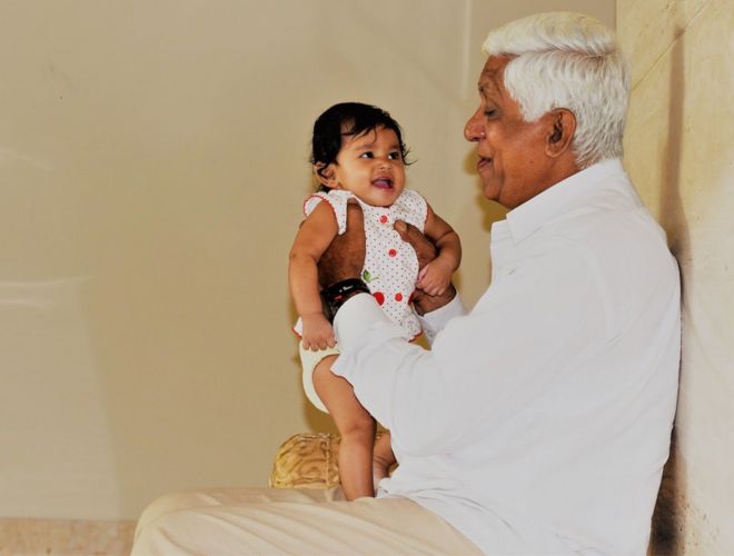 தாத்தாவின் அரவணைப்பில் - ஜோஷ்வா ஜேக்கப் ஜாக்சன், சென்னை