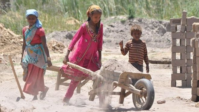 Више од 150 милиона деце широм света воде се као жртве дечијег рада