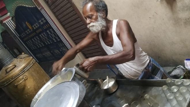 தனித் தமிழ் தேனீர்க்கடை