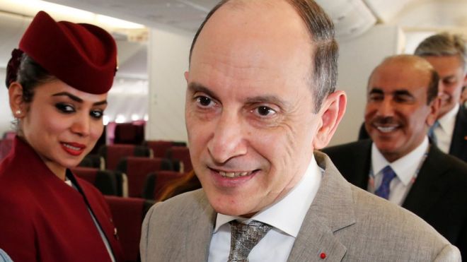 Главный исполнительный директор Qatar Airways Акбар Аль Бейкер во время 52-го Парижского авиасалона в аэропорту Ле-Бурже (19 июня 2017 года)