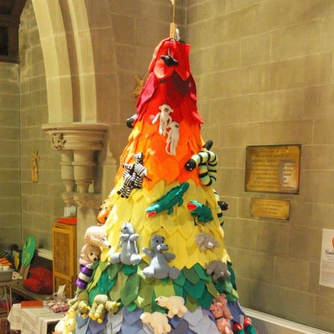 Фестиваль рождественской елки в церкви Св. Марии, Нолтон