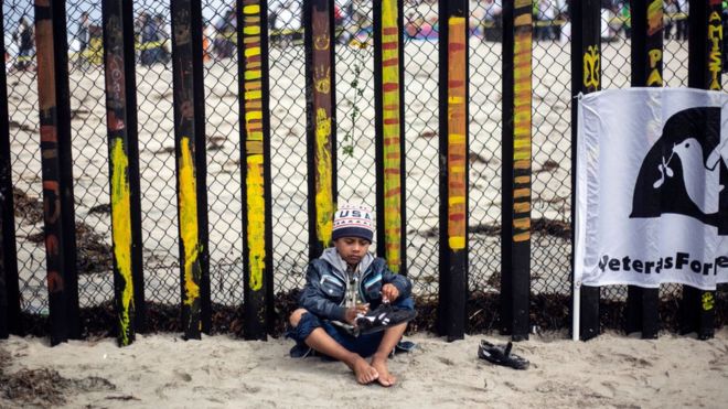 Cómo al gobierno de Estados Unidos se le perdieron casi 1.500 niños migrantes centroamericanos