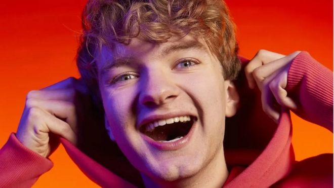 تامی ‌اینیت