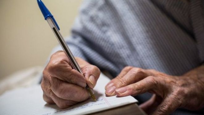 دانشگاه خوان کارلوس قبلا هم به اعطای مدرک قلابی به دو عضو حزب مردم متهم شده بود