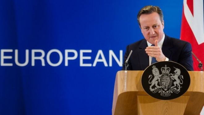 Премьер-министр Великобритании Дэвид Кэмерон выступает на пресс-конференции в Брюсселе. Фото: 19 февраля 2016 г.