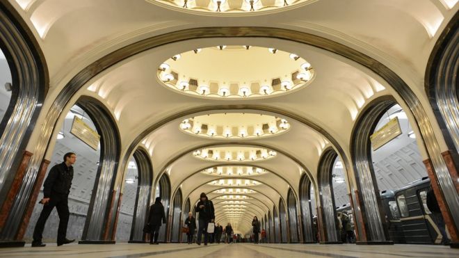 Nhà ga tàu điện ngầm Mayakovskaya, Moscow